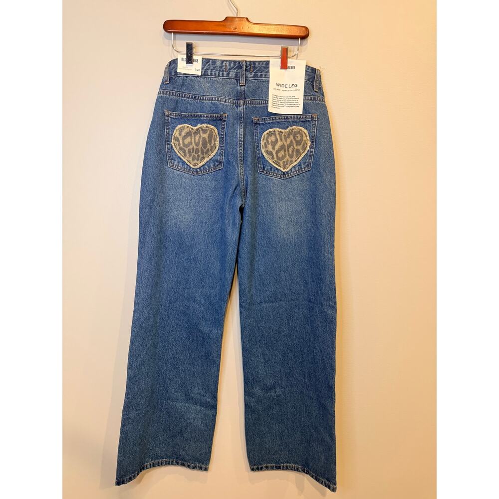 Disclosure Wide Leg Low Rise Jeans Heart of the Cheetah Pockets Size 7/28 NWT